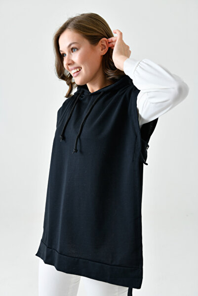 mirach Black Hooded Oversize Sweatshirt - Long Buttoned Vest Poncho