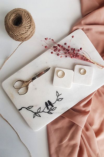 ioadesign Juniper - Real Fine Marble Promise / Δίσκος αρραβώνων 2 αφαιρούμενα δαχτυλίδια