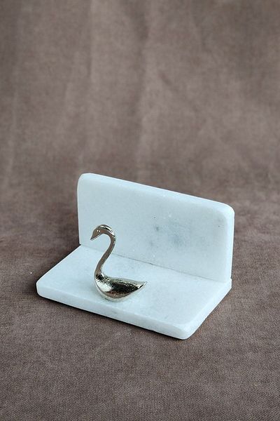 ioadesign Eda - Real Thin Marble Napkin Holder - Silver Metal with Swan Figure