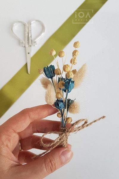 ioadesign Promise / Engagement Scissors Silver Color Blue White Dried Flower Bunch