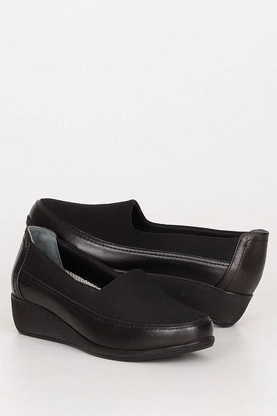GÖNDERİ(R) Black Heart Genuine Leather Round Toe Filled Sole Women's Casual Shoes 42101