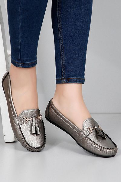 GÖNDERİ(R) Platinum Round Toe Flat Sole Buckle Tasseled Women's Ballerinas 30120