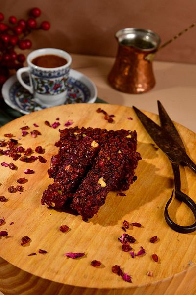 Odzell 250 Gr. Pistachio Zerekşi Coated Pomegranate Turkish Delight