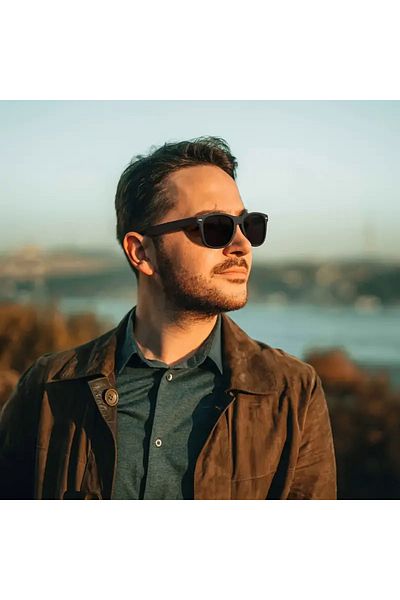 SuFd E Ticaret The price is for the Unisex UV400 Protected Sunglasses with Bone Frame campaign.