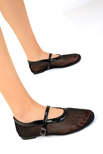 SOHO Model černých dámských balerín z roku 19288