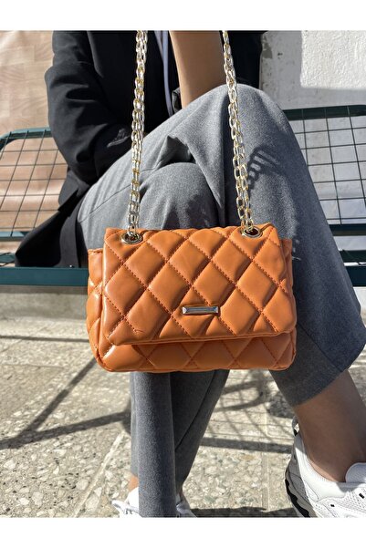 okan rana Kadın Kapitone Detaylı Zincirli Çanta