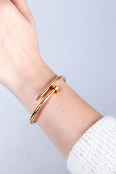 Inure Jewelry مشبك فولاذي لطيف