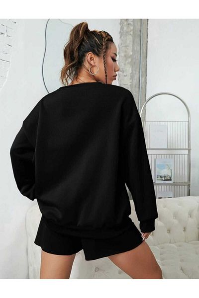 Deocept Set de trening oversize alb cu pantaloni scurți - Decolteu