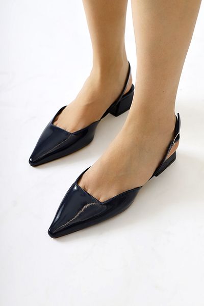Limoya Pantofi de damă cu toc scurt Bess bleumarin din piele lăcuită
