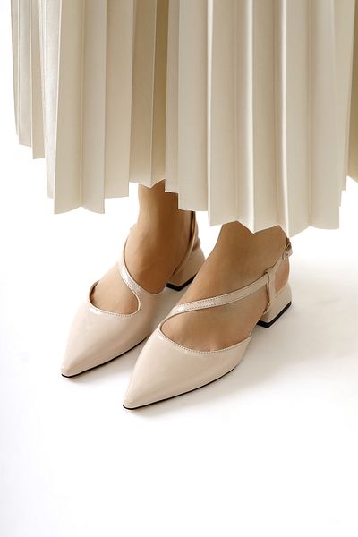 Limoya Rashel Beige Patent Leather Pointed Toe Thin Cross Strap Short Heeled Women's Shoes
