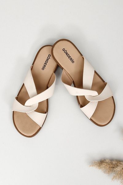 GÖNDERİ(R) Women's Beige Flat Sole Cross Strap Slippers