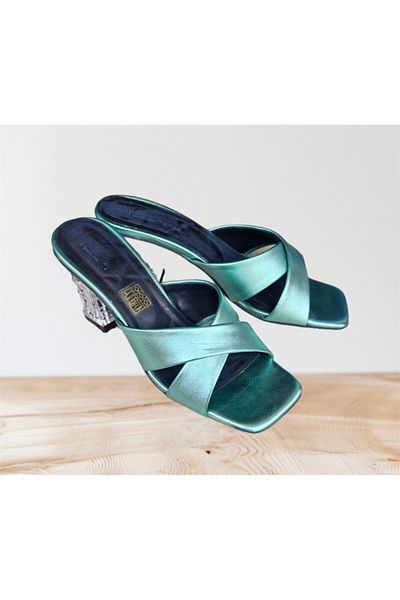 İpek Γυναικείες παντόφλες με τακούνι Mint Green διάφανες