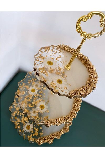 Sultan Tasarım Three Layer Epoxy Cookie Holder - Daisy and Gold Leaf