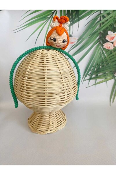 Kadın Girişimciler Atölyesi Figurină Amigurumi Pebble Flintstone Coroană lucr...