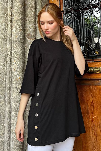 GÜLSELİ Tricou oversize negru cu capse laterale