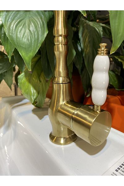İSAOĞLU YAPI Kitchen Faucet Matte Gold Sink Faucet Rustic Design Kitchen Faucet Brushed Matte Gold Dore