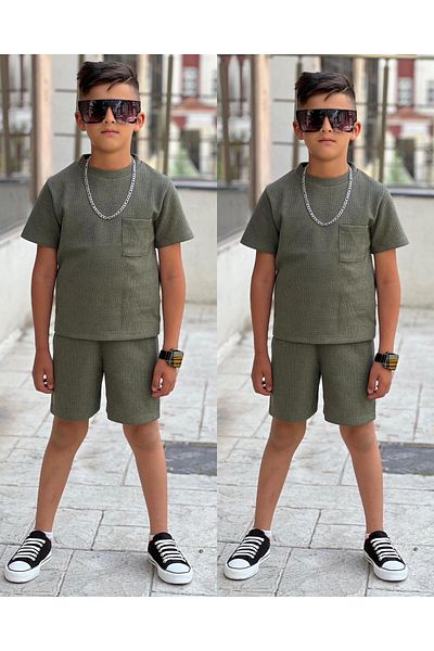 renkli diyar Boy's Short Sleeve T-shirt and Shorts Set - Set of 2