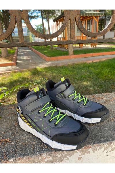 Cool 0921 Boy - Water and Cold Resistant Trekking Boots