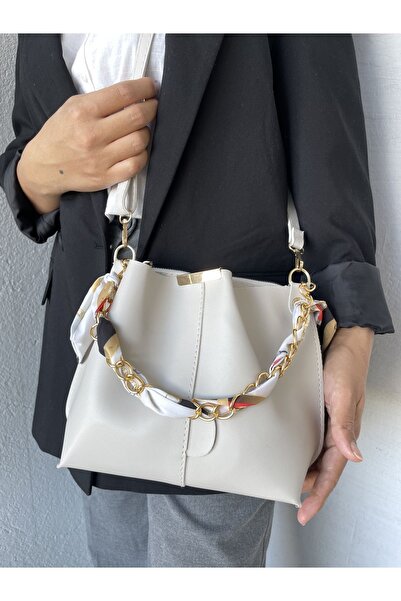 okan rana Кам'яного кольору жіноча сумка з шарфом та ланцюговими аксесуарами