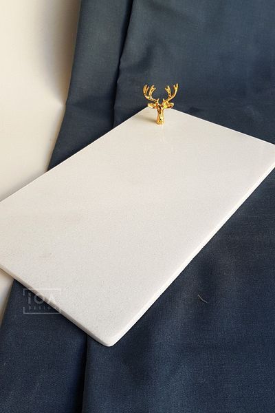 ioadesign Karaca Real Thin Marble Presentation Holder - Gold Color with Deer Figure