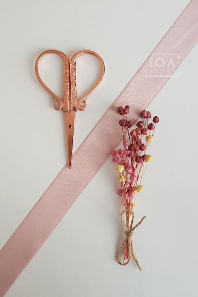 ioadesign Promise / Engagement Scissors Rose Gold Color + Engagement Tray Flower, Ornament - Bud Dried Flower
