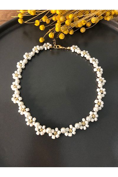 Stoneday White Gold Colored Daisy and Pearl Flowers Special Design Sand Bead Necklace