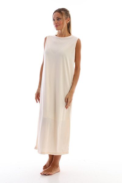 medipek Beigefarbenes, ärmelloses Kleid mit Unterwäsche und Unterrock