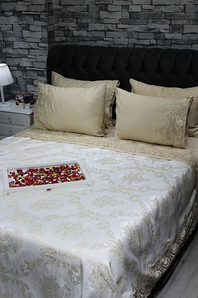 Çeyiz Diyarı French Laced Sonia Bedspread Cappucino