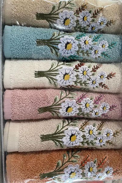 Çeyiz Diyarı Daisy Flush hímzett 6 darab kéz- és arctörlő készlet