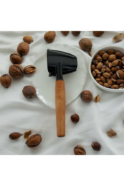 tg tek-iş global Black Walnut and Hazelnut Cracker - Long Handle Cracker Design