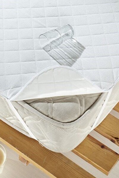 Çeyiz Diyarı Saltele cu căptușeală matlasată simple 100x200 cm