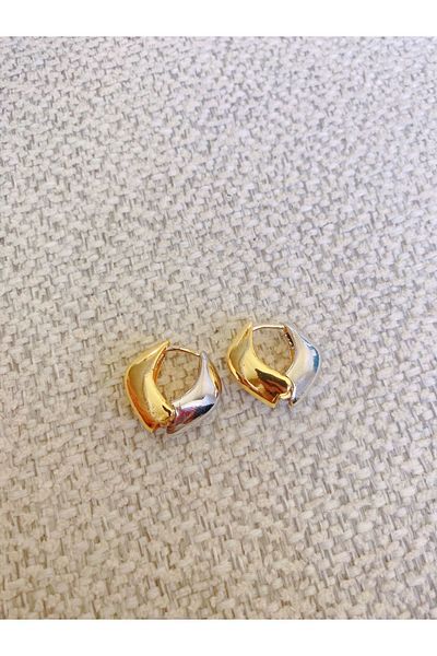 bellss accessory أقراط صغيرة مفصلة باللون الفضي والذهبي