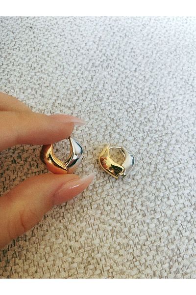 bellss accessory أقراط صغيرة مفصلة باللون الفضي والذهبي