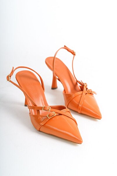 LEMUES SHOES Lemues Pointed Toe Shoes - Belt Detailed