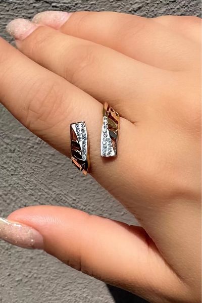 Only Vogue 2 Years Warranty and Adjustable Steel Ring with Stone Detail