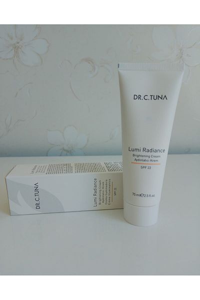 Farmasi Dr. C. Tuna Lumi - Cream Colored Brightening Blemish, SPF 22 Sun Protection, 75ml
