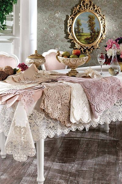 Çeyiz Diyarı French Laced Ruby Tablecloth Set 26 Pieces Ecru Gold