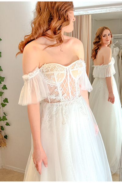 MAUNAU Fırfırlı Kol Vintage Gelinlik