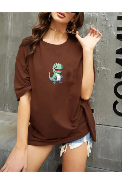 oneagılyazı تي شيرت كبير الحجم مطبوع بتصميم ديناصور