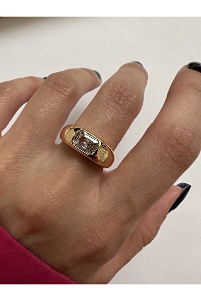 ringbox Gold Dörtgen Taş Detaylı Kadın Yüzük