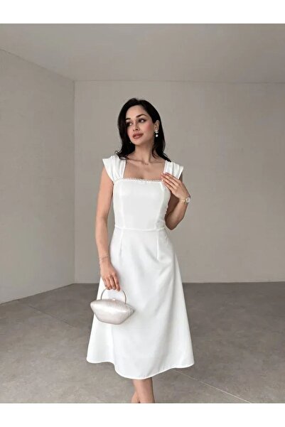 MAMMY MİDİ ELBİSE BEYAZ RENK İNCİ DETAYLI