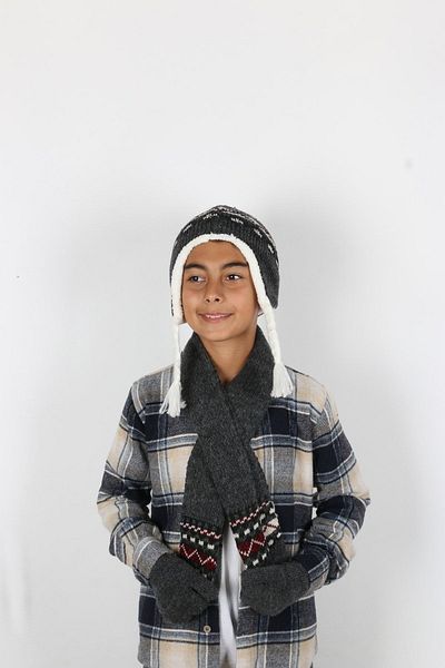 ne güzel Scarf Beanie Gloves Set 4-8 Years