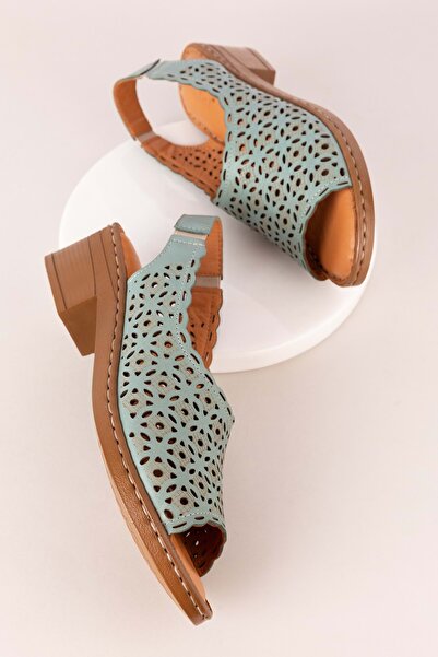 Gondol Σανδάλια με κοντό τακούνι από γνήσιο δέρμα Iz.9504