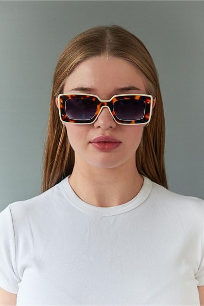 Bilge Karga Clarissa White Leopard Black Sunglasses