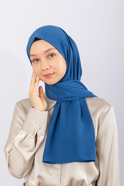 hijabchi Mătase Medina importată - Albastru Parlament