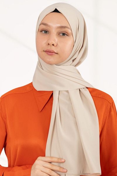 hijabchi Εισαγόμενο Medina Silk - Μπεζ