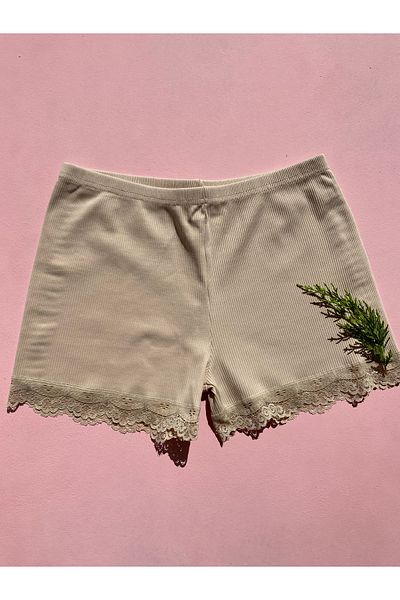LEYNA BUTİK Pantaloni scurți din dantelă pentru femei, din bumbac cu snur, 3 piese, violet, gri, nud – Chiloți