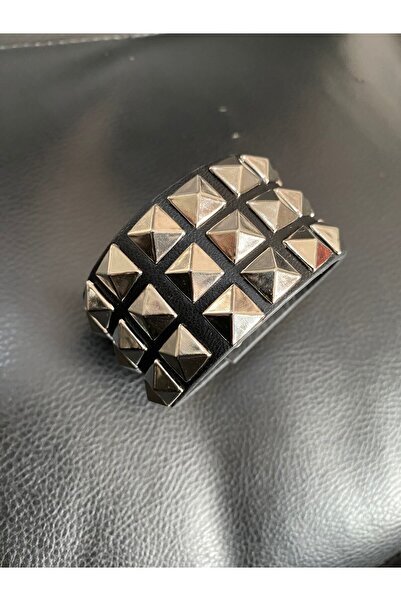 Aksabeltchokers 4.cm Üç Sıralı Piramit Gothic Metalci Bileklik 20.cm