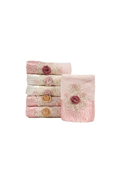 Çeyiz Diyarı 3-Piece Chrysanthemum Cotton Bath Towel with 3D Appliques