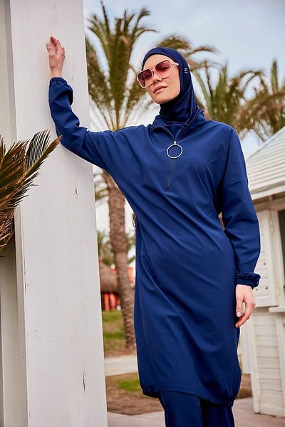 Marina Marineblauer voll bedeckter Hijab-Badeanzug aus Fallschirmstoff M2403